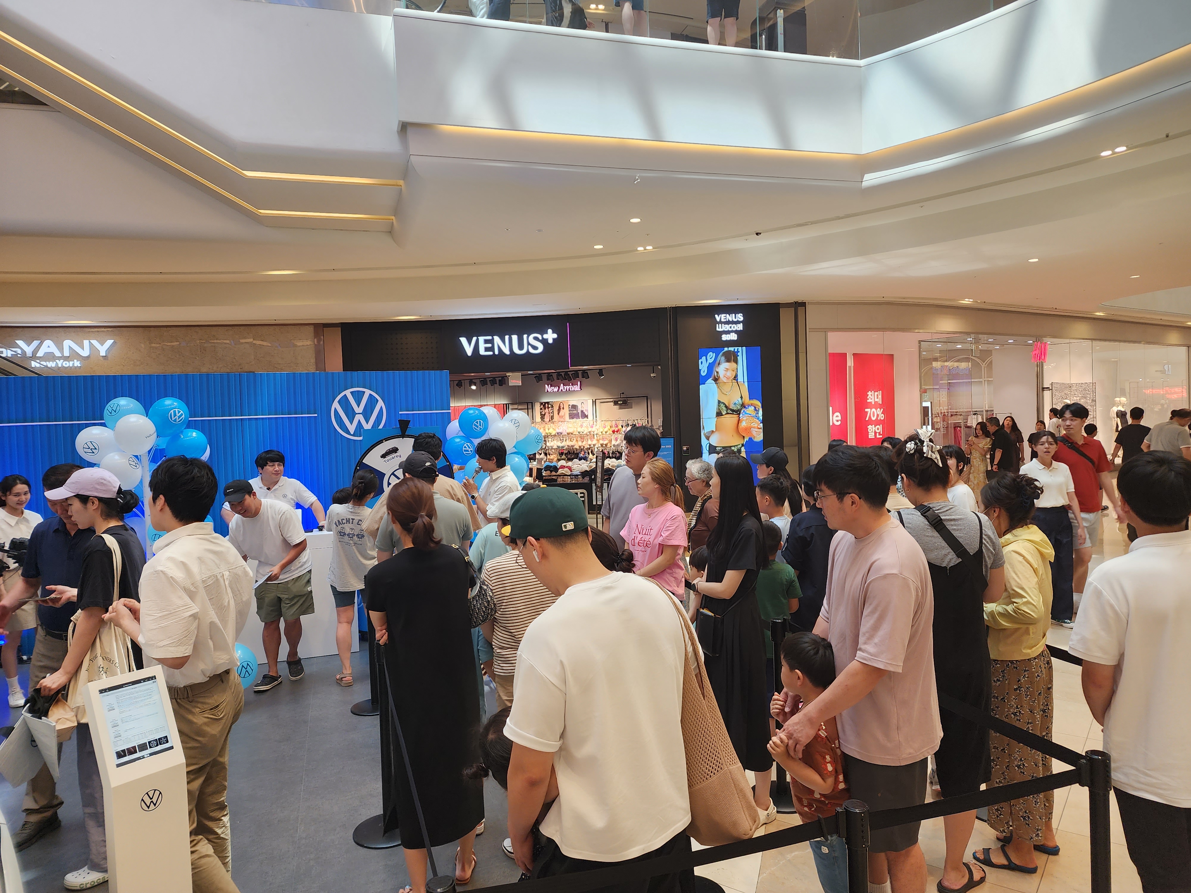 폭스바겐 베스트셀링 모델 전시 이벤트